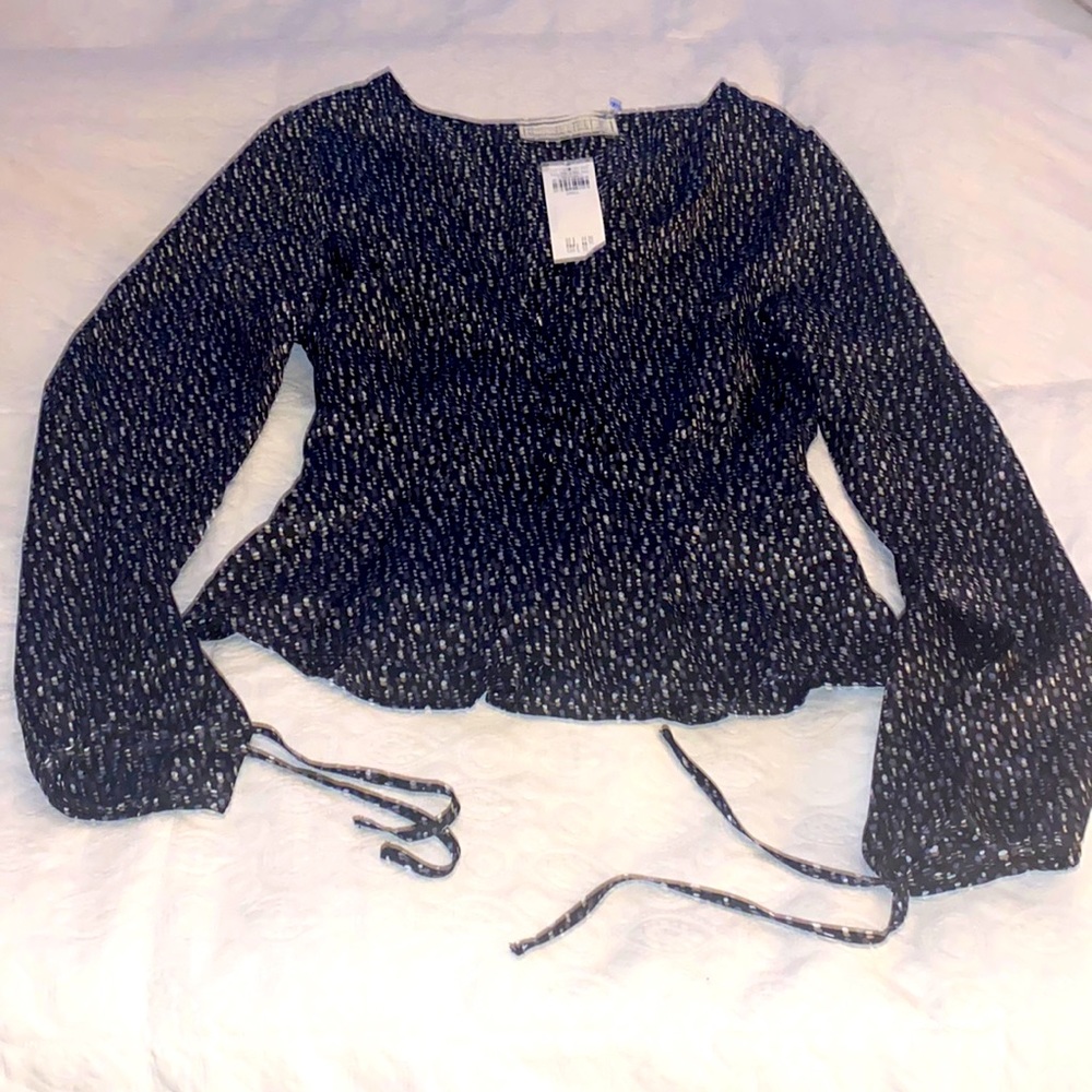 Abercrombie and Fitch Long Sleeve Peplum Top Size S NWT